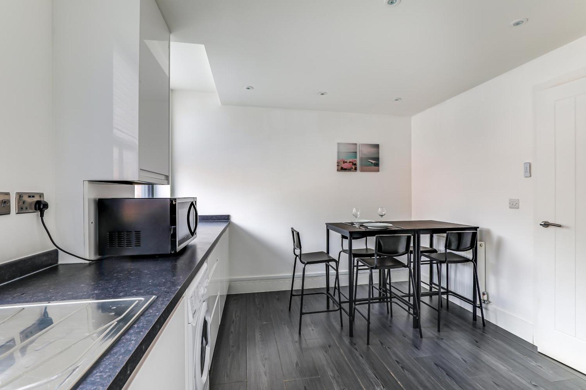 Exceptionally Spacious Central Canterbury Home Exterior photo